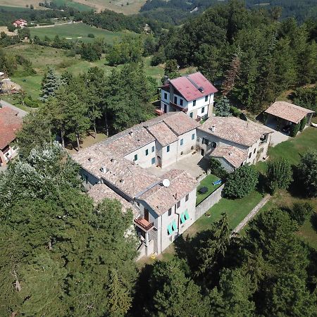 La Corte Bonomini Acomodação com café da manhã Neviano degli Arduini Exterior foto